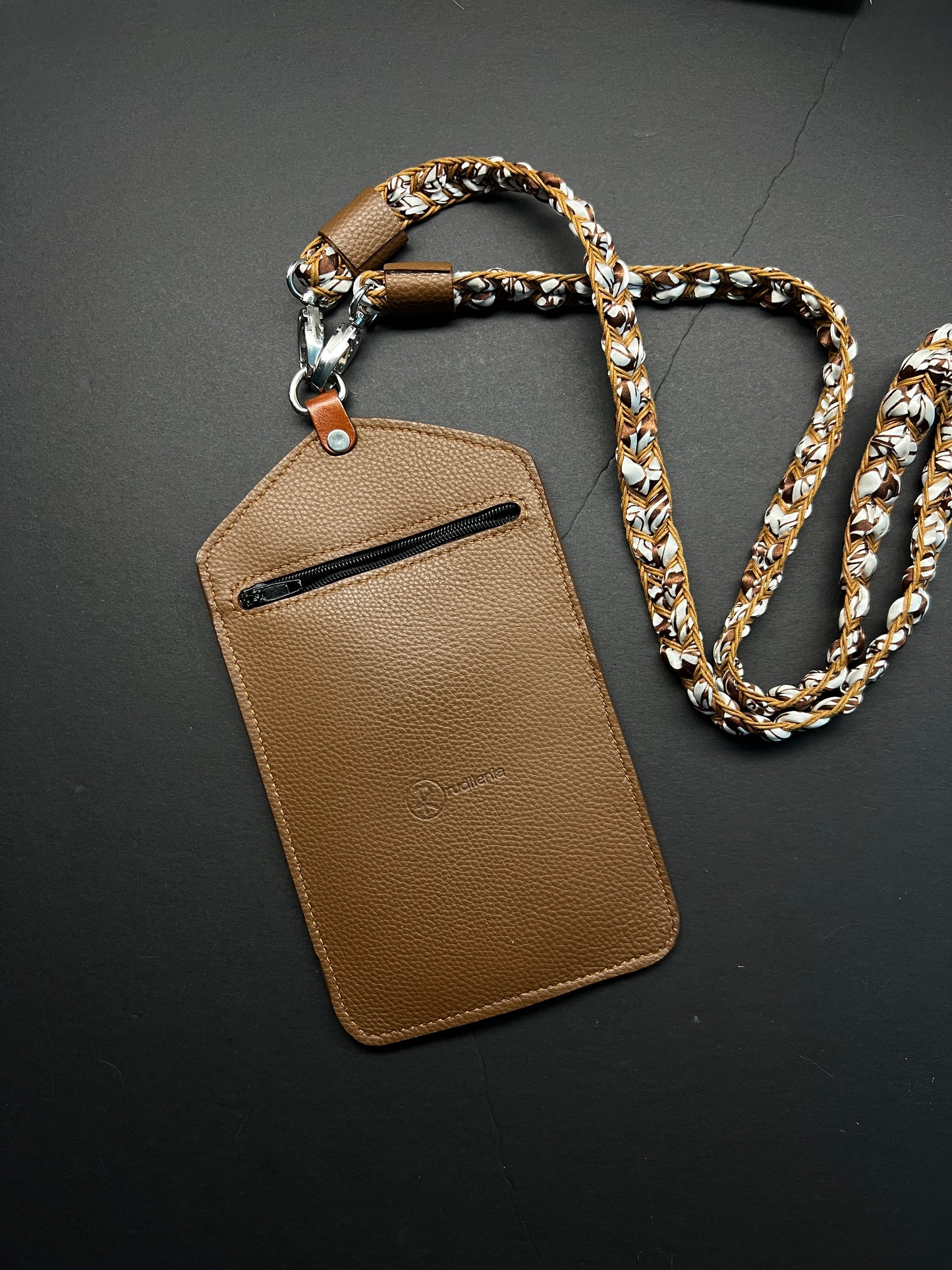 PLC CARTERA EN CUERO