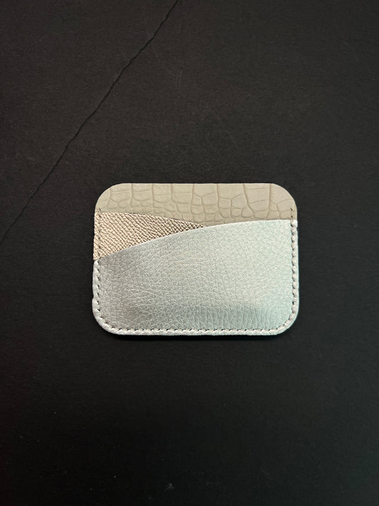 CARDHOLDERR